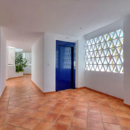 Beachfront In Puerto Banus, Playa Rocio * Marbella